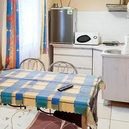 度假居 Stunning Home In Stezyca With Wifi